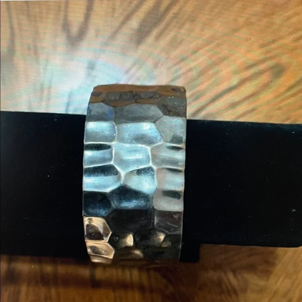VTG Via Nova hammered Silver Cuff Stainless watch
